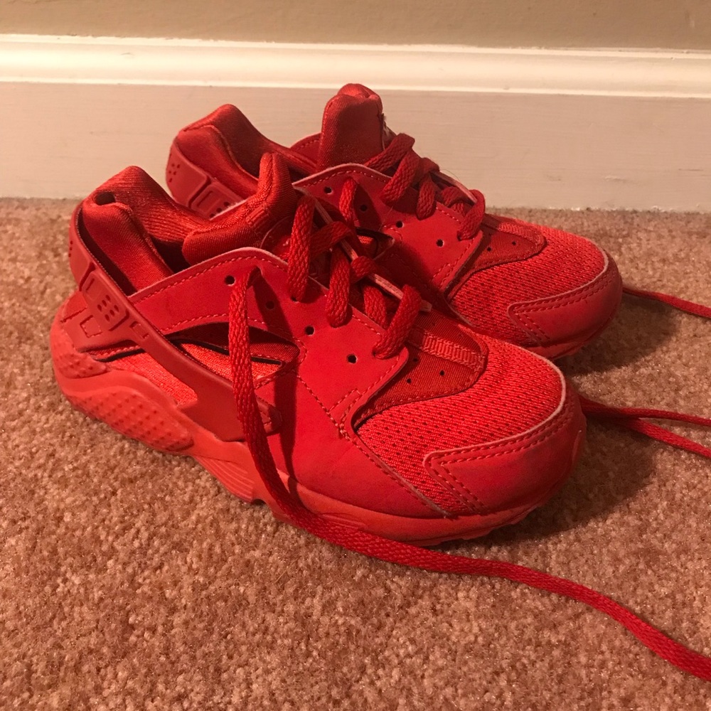 Boy’s Nike Huaraches - Like New!